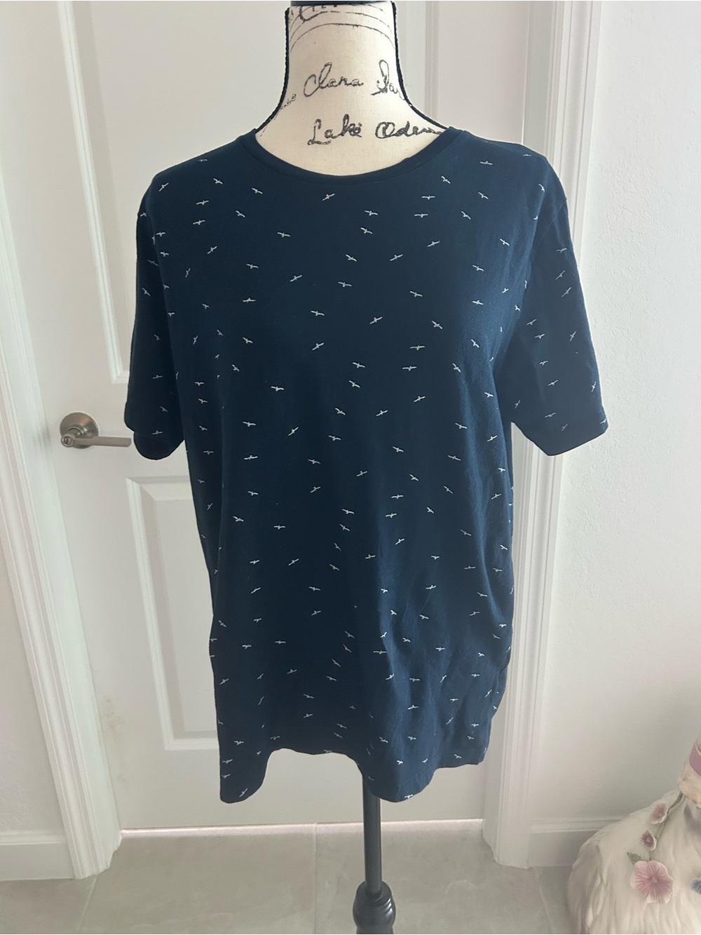 Womans Navy Short Sleeve Crew Neck Shirt with Micro Print of white birds